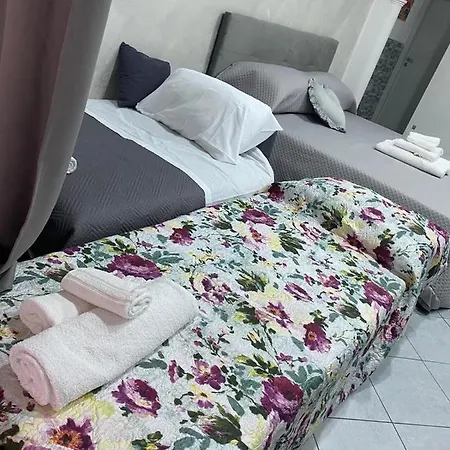 Apartment Housepurgatorio14 Centro Storico Naples