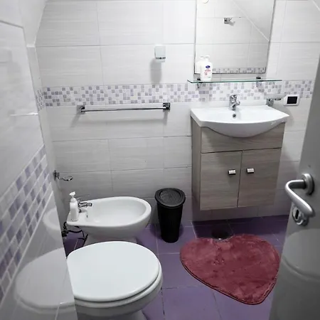 Housepurgatorio14 Centro Storico Napels