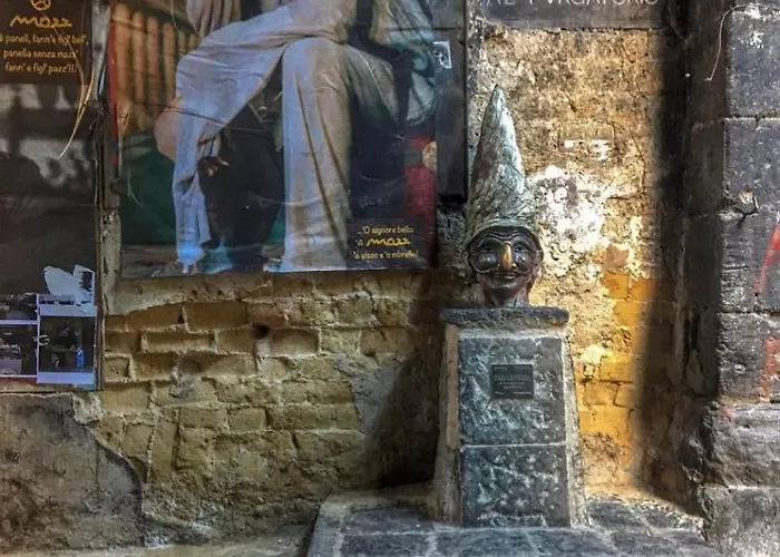 Apartment Housepurgatorio14 Centro Storico Naples